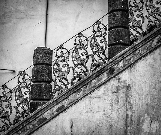 Fine Art - Black and White Photography and Artwork from Tuscany