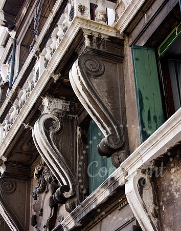 Italian Architecture and Fine Art Photography from Amalfi, Liguria, Lombardy, Umbria, Rome, Venice and Tuscany